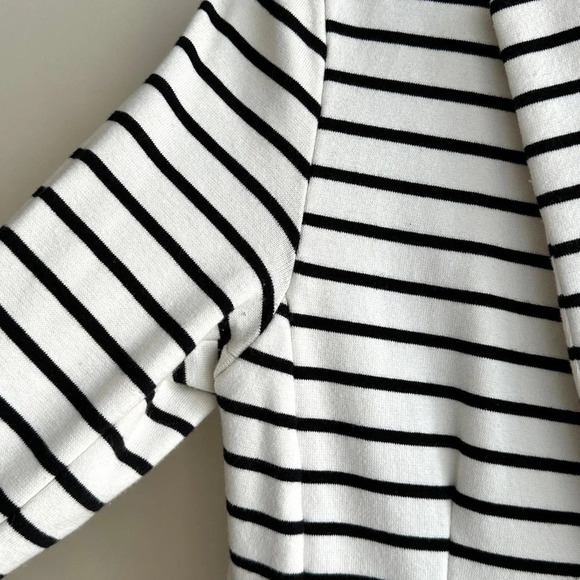 Old Navy Black and White Striped Casual Blazer, Stretchy Suit Jacket, Small - Picture 10 of 16